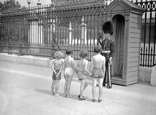 Редкая жара в Лондоне, 1937г.Великобритания© t·me/phistory