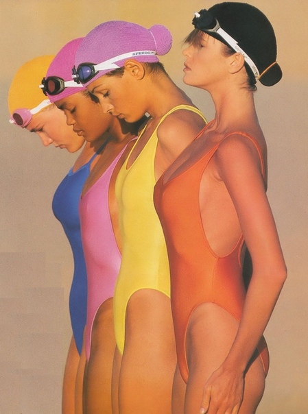 Немножко лета Фотосет Endless Summer (американский Elle за июнь 1986-го)Модели: Эль МакФерсон, Фамке Янсен и Гэйл ОНил, а также Джена де Рознэй - чемпионка мира по виндсерфингу.Фотограф: Жиль
