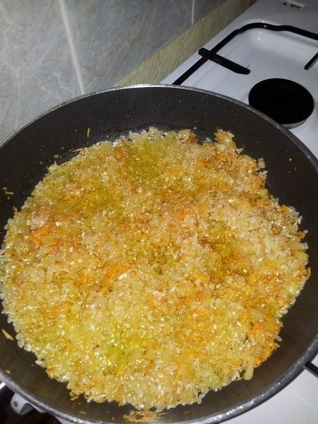 Готовим вкусный рассыпчастый рис в сковороде за 30 минут 